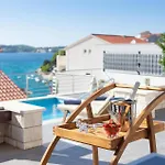 Luxurious In Kalebova Luka With Sauna *
