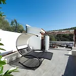 Gorgeous In Kalebova Luka Ferienhaus