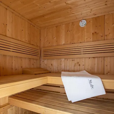 Tatil Evi Luxurious In Kalebova Luka With Sauna Ražanj