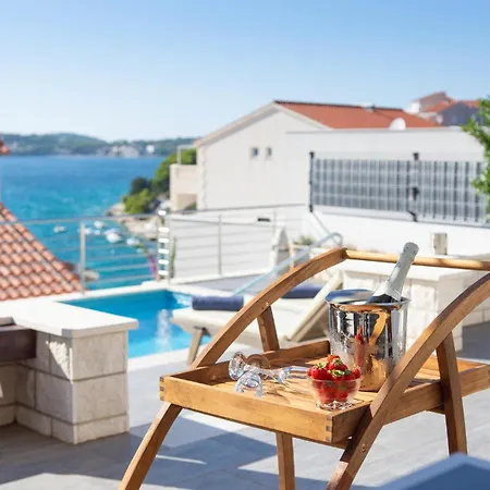 Luxurious In Kalebova Luka With Sauna *