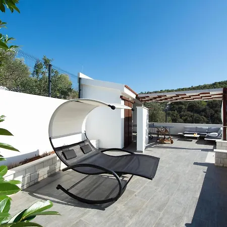 Luxurious In Kalebova Luka With Sauna Tatil Evi