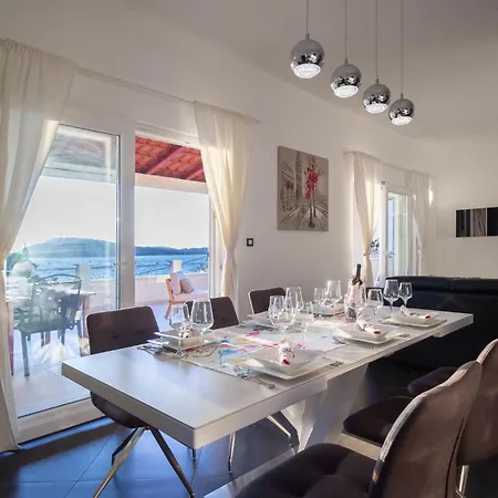 Vakantiehuis Gorgeous In Kalebova Luka *