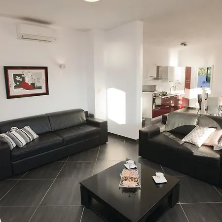 Luxuriöses Haus In Kalebova Luka Mit Sauna