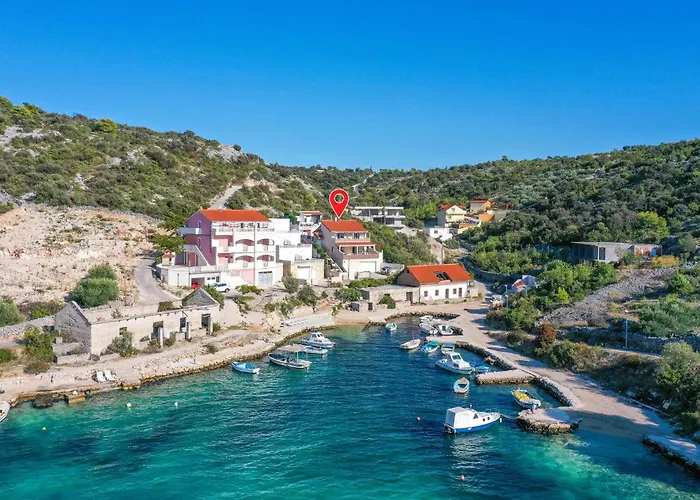 Gorgeous In Kalebova Luka *