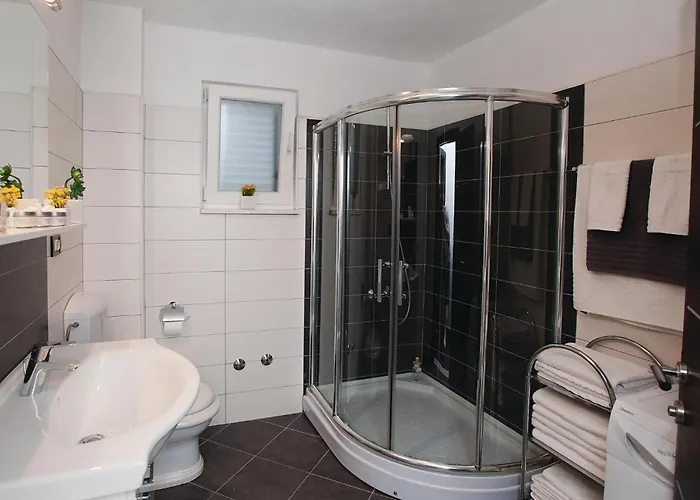 Gorgeous In Kalebova Luka 펜션 *