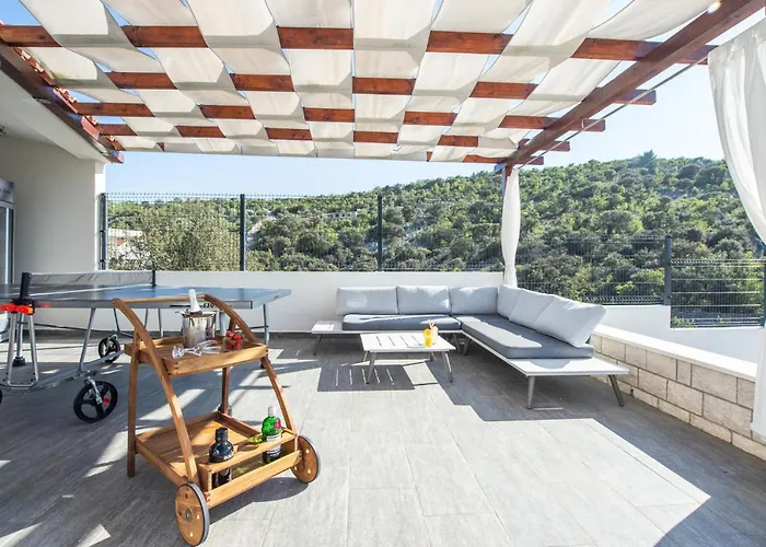 Gorgeous In Kalebova Luka * Razanj