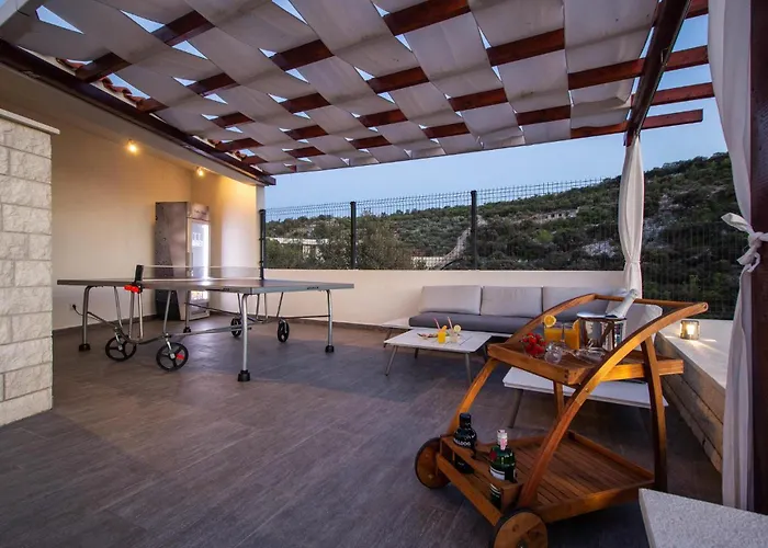 Gorgeous In Kalebova Luka * Ražanj