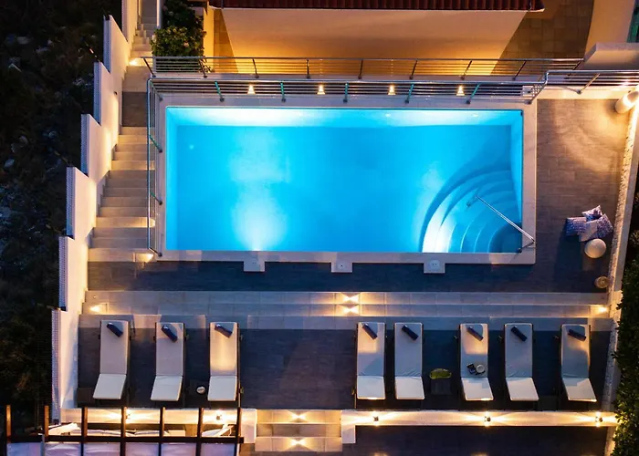 Gorgeous In Kalebova Luka Casa vacanze